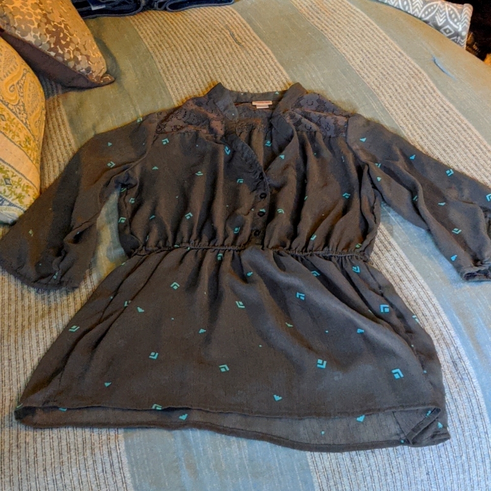 ⭐3/4 length gray blouse